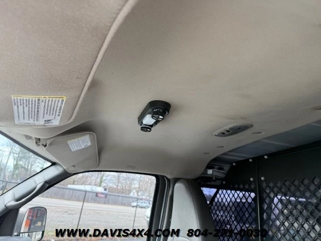 2013 Chevrolet Express - Image 16 of 31