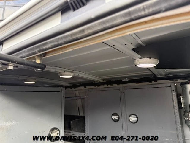 2013 Chevrolet Express - Image 31 of 31