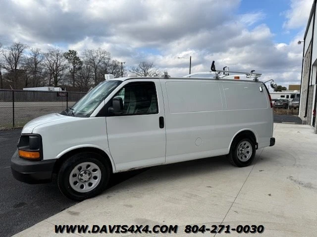 2013 Chevrolet Express - Image 7 of 31