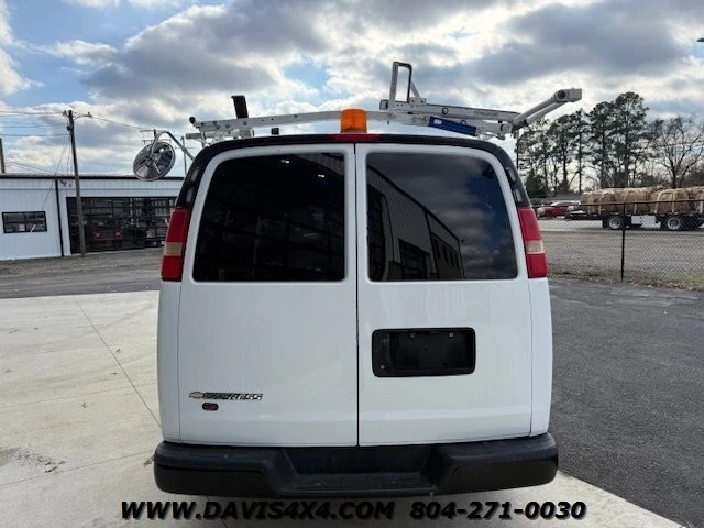 2013 Chevrolet Express - Image 6 of 31