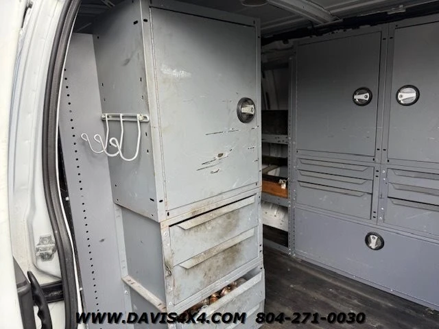 2013 Chevrolet Express - Image 22 of 31