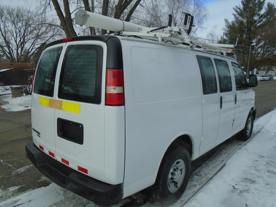 2013 Chevrolet Express - Image 20 of 20