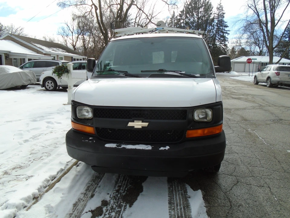 2013 Chevrolet Express - Image 3 of 20