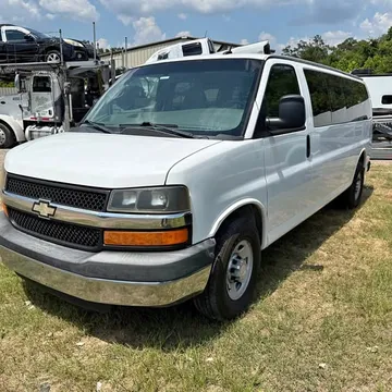 2013 Chevrolet Express 3500 Passenger Van