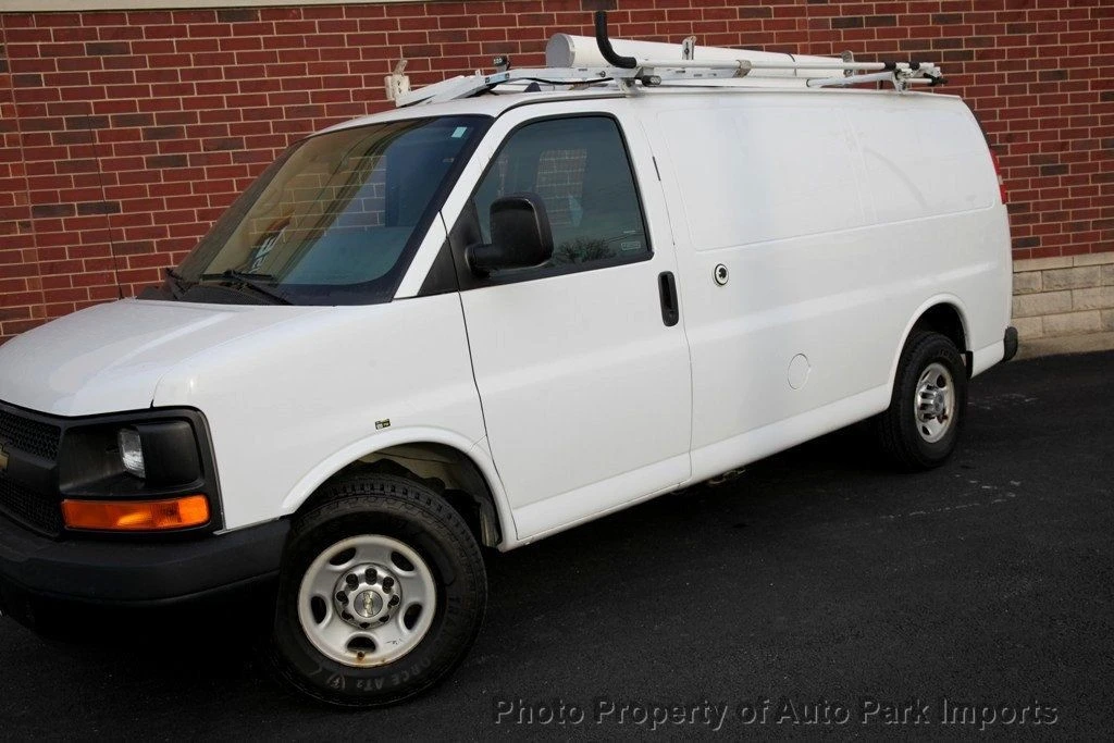 2013 Chevrolet Express - Image 4 of 12