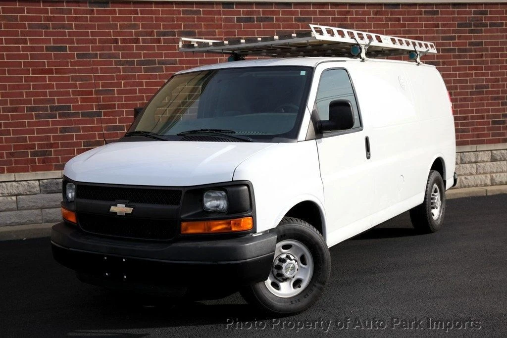 2013 Chevrolet Express - Image 2 of 12
