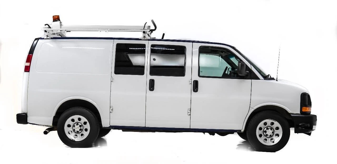 2013 Chevrolet Express - Image 5 of 12