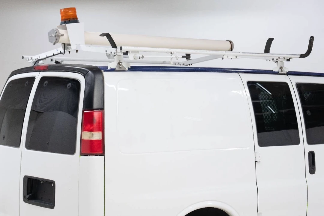 2013 Chevrolet Express - Image 12 of 12