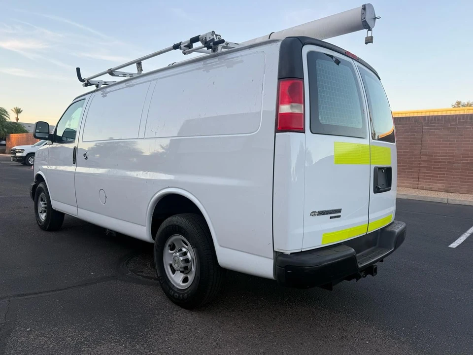 2013 Chevrolet Express - Image 5 of 21