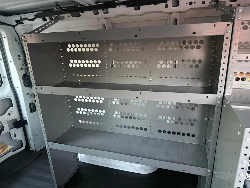 2013 Chevrolet Express - Image 17 of 21