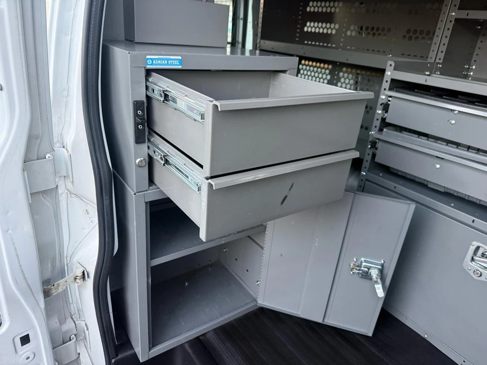 2013 Chevrolet Express - Image 15 of 21