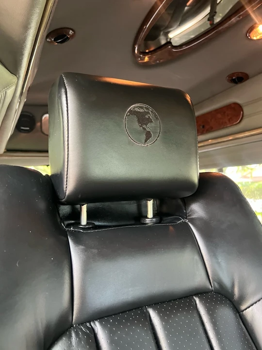 2013 Chevrolet Express - Image 15 of 21