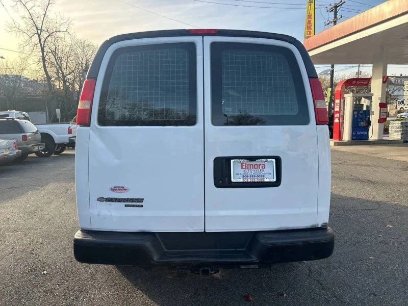 2013 Chevrolet Express - Image 5 of 12