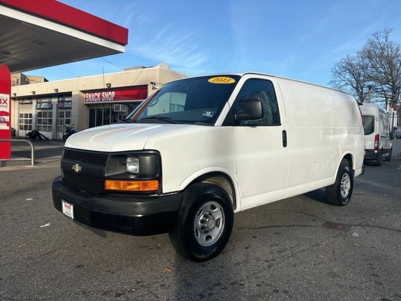 2013 Chevrolet Express - Image 3 of 12