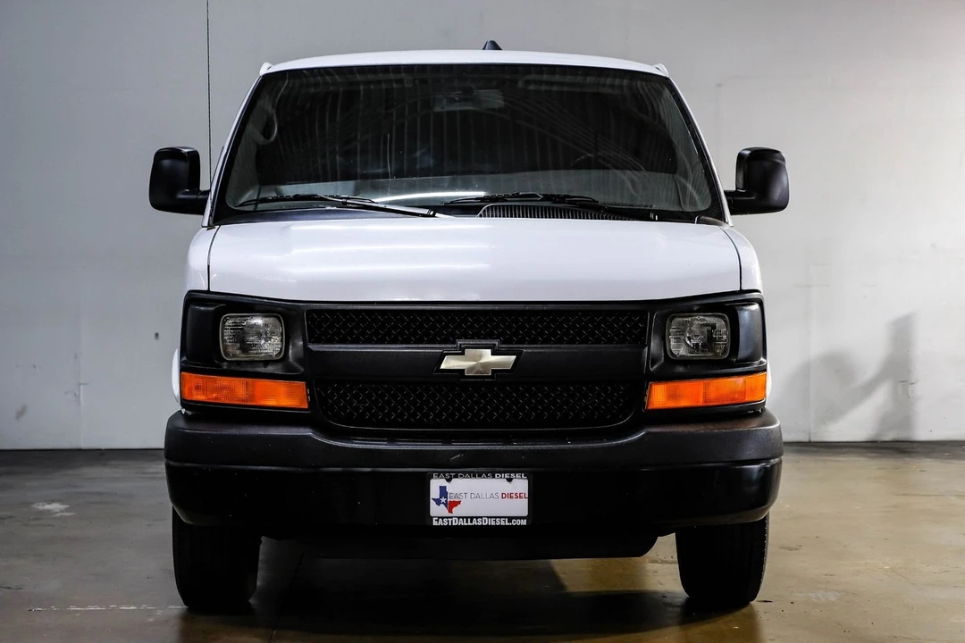 2013 Chevrolet Express - Image 5 of 21