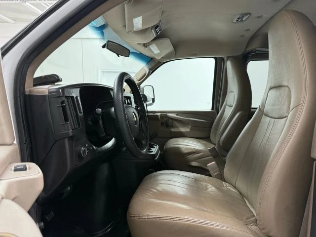 2013 Chevrolet Express - Image 12 of 12