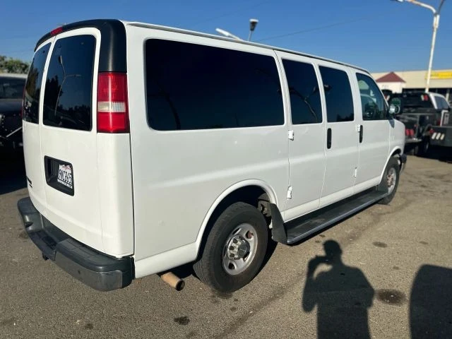 2013 Chevrolet Express - Image 5 of 26