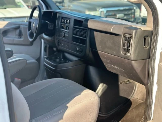 2013 Chevrolet Express - Image 12 of 21