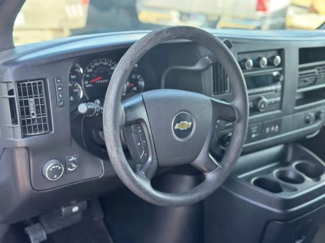 2013 Chevrolet Express - Image 10 of 21