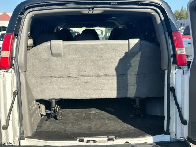 2013 Chevrolet Express - Image 18 of 26