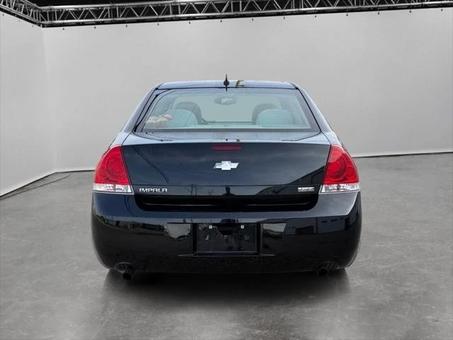 2013 Chevrolet Impala 9th Gen - Image 3 of 25