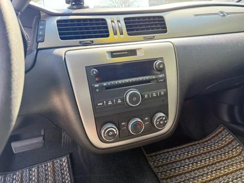 2013 Chevrolet Impala 9th Gen - Image 6 of 9