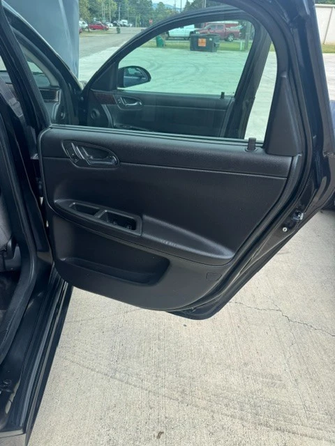 2013 Chevrolet Impala 9th Gen - Image 11 of 17