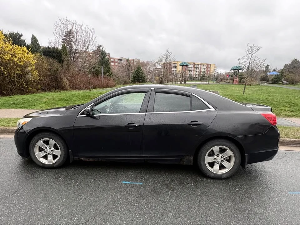 2013 Chevrolet Malibu - Image 2 of 10