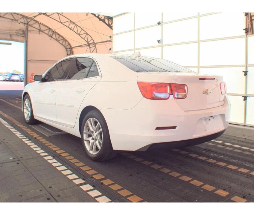 2013 Chevrolet Malibu - Image 8 of 20