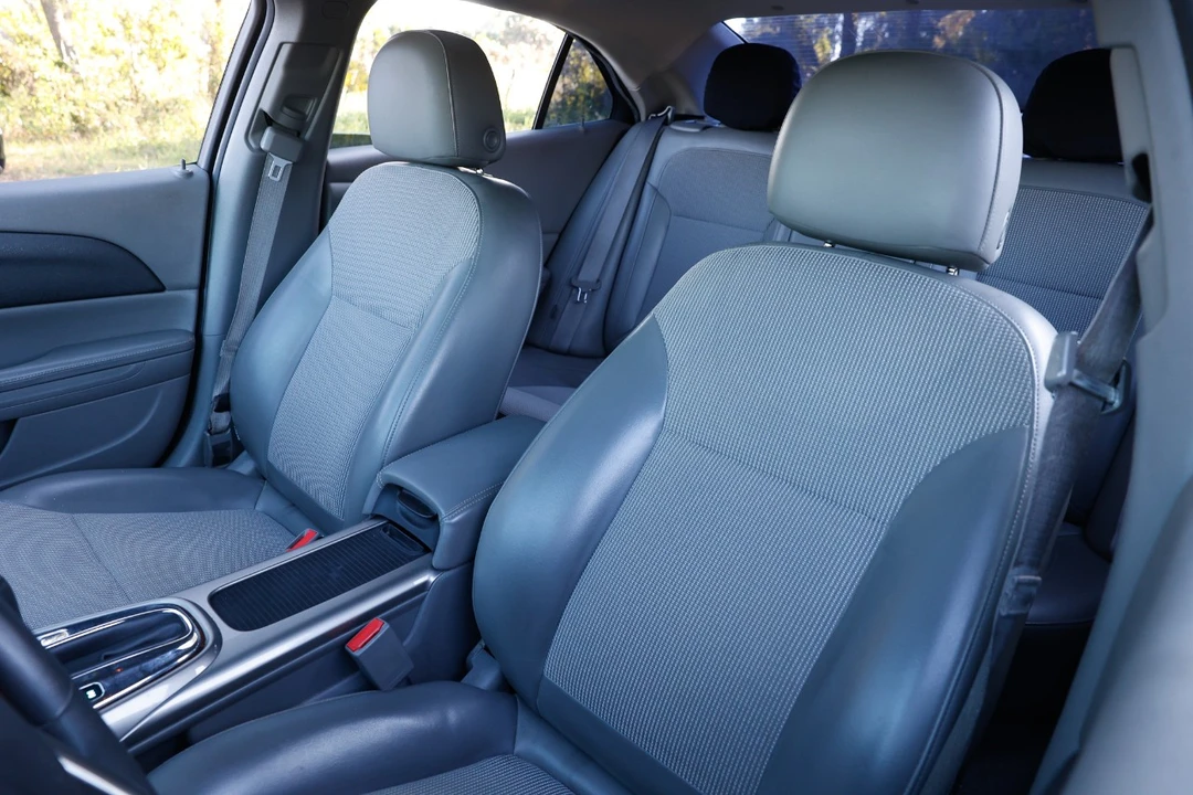2013 Chevrolet Malibu - Image 6 of 12