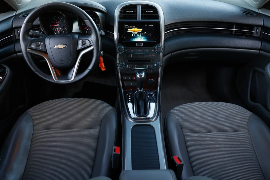 2013 Chevrolet Malibu - Image 2 of 12
