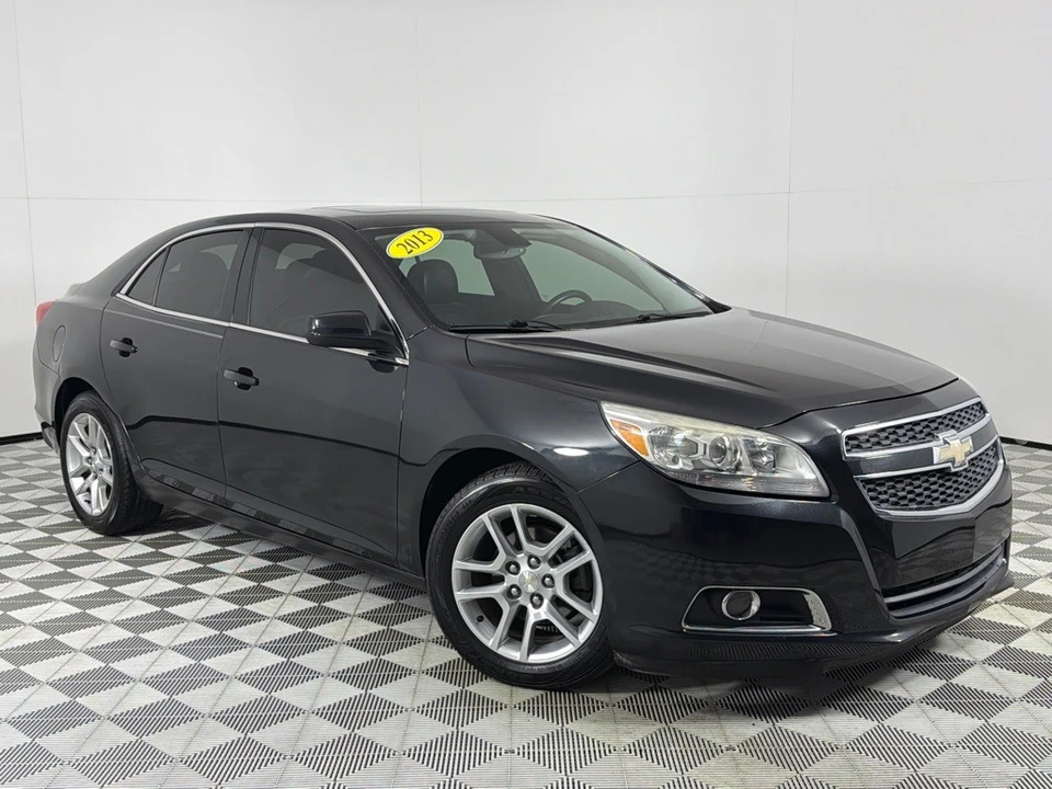 2013 Chevrolet Malibu - Image 2 of 12