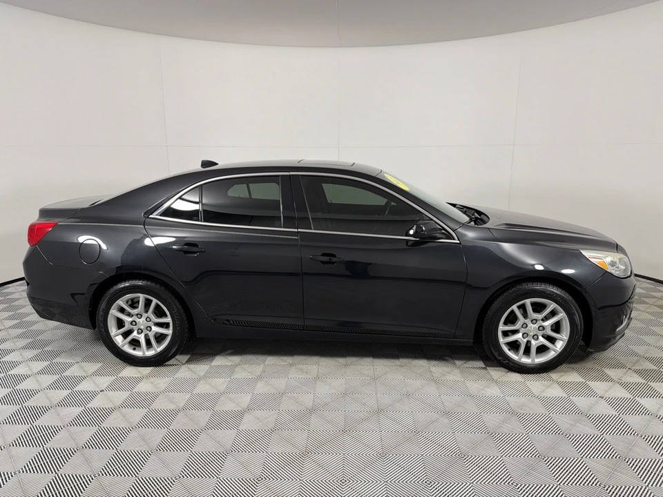 2013 Chevrolet Malibu - Image 4 of 12