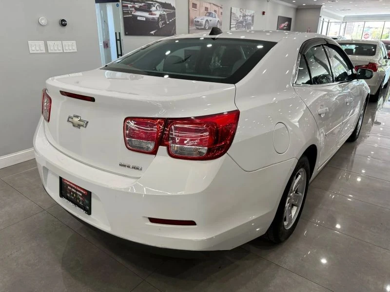 2013 Chevrolet Malibu - Image 5 of 12