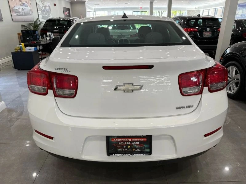 2013 Chevrolet Malibu - Image 4 of 12