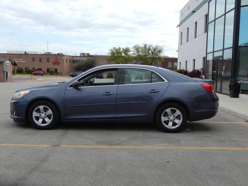2013 Chevrolet Malibu - Image 10 of 12