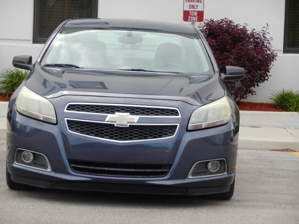 2013 Chevrolet Malibu - Image 7 of 12