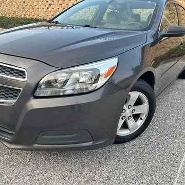 2013 Chevrolet Malibu LS Sedan 4D