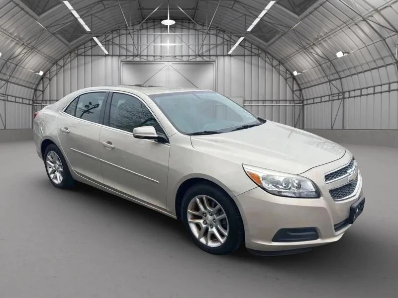 2013 Chevrolet Malibu - Image 2 of 12