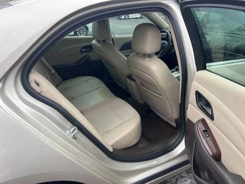 2013 Chevrolet Malibu - Image 8 of 12