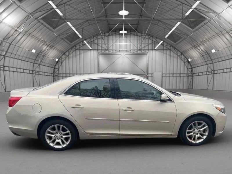 2013 Chevrolet Malibu - Image 5 of 12