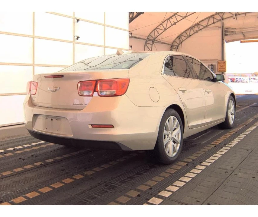 2013 Chevrolet Malibu - Image 5 of 12