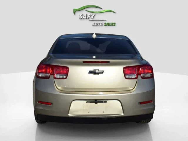 2013 Chevrolet Malibu - Image 6 of 21