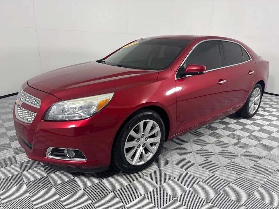 2013 Chevrolet Malibu - Image 8 of 12