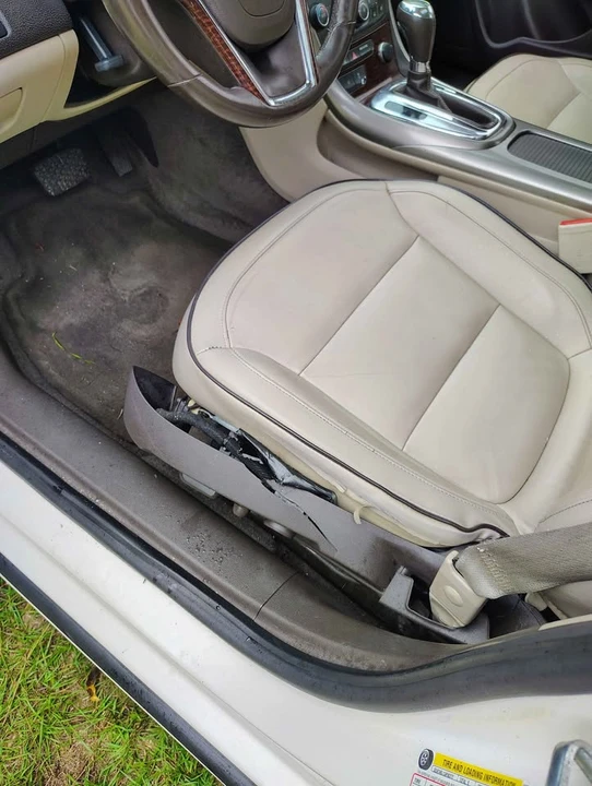 2013 Chevrolet Malibu - Image 11 of 14