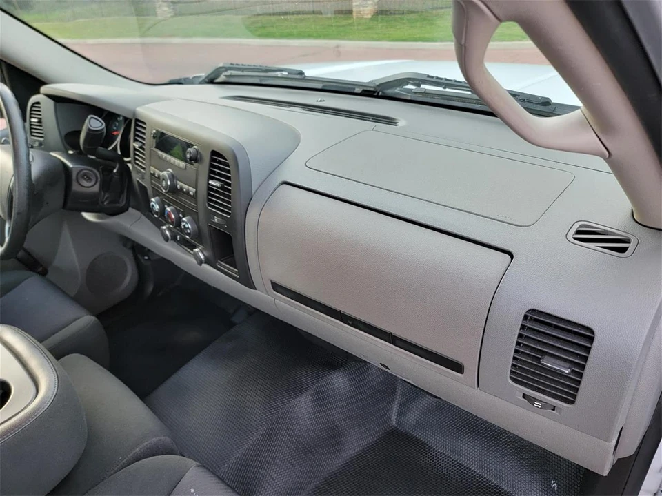 2013 Chevrolet Silverado 2nd Gen - Image 23 of 31