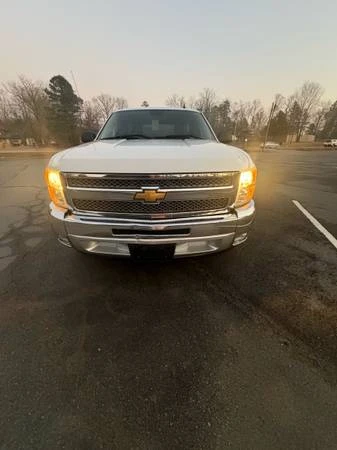 2013 Chevrolet Silverado 2nd Gen - Image 2 of 12