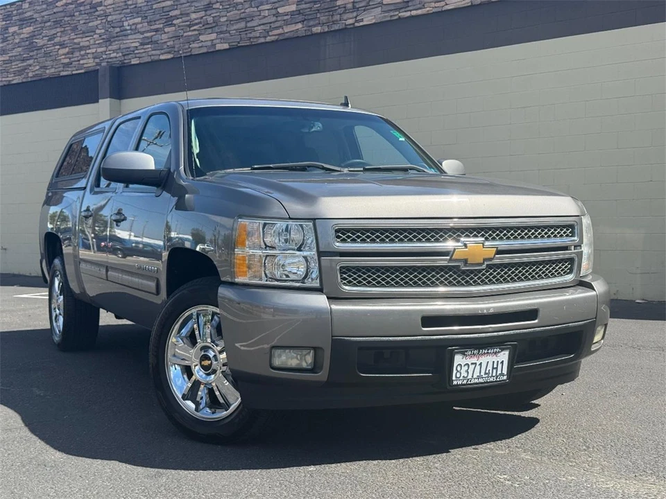 2013 Chevrolet Silverado 2nd Gen - Image 2 of 26