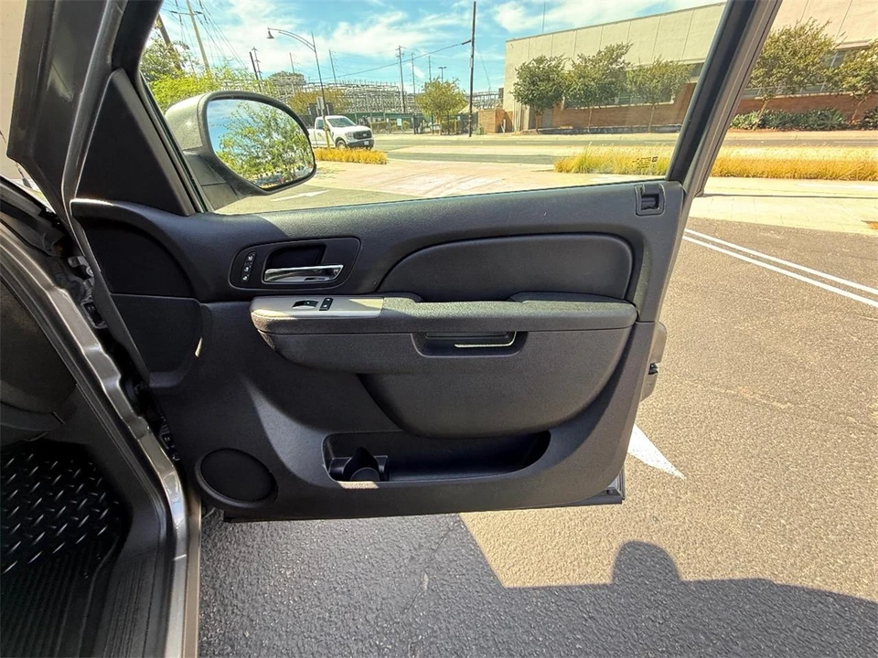 2013 Chevrolet Silverado 2nd Gen - Image 17 of 26