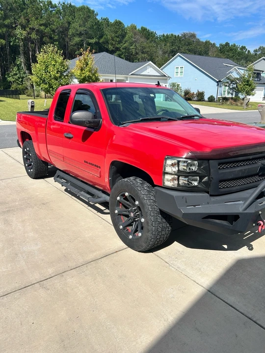 2013 Chevrolet Silverado 2nd Gen - Image 2 of 18